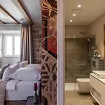Gostinjska kuća Sea Rocks 4*